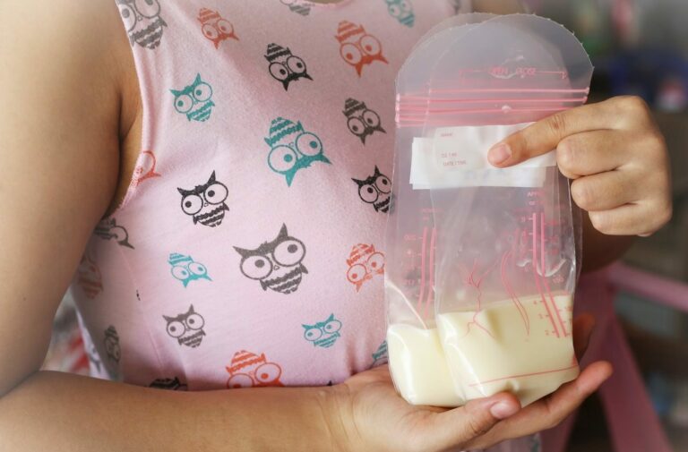 Muttermilch einfrieren und auftauen | Babyartikel.de Magazin