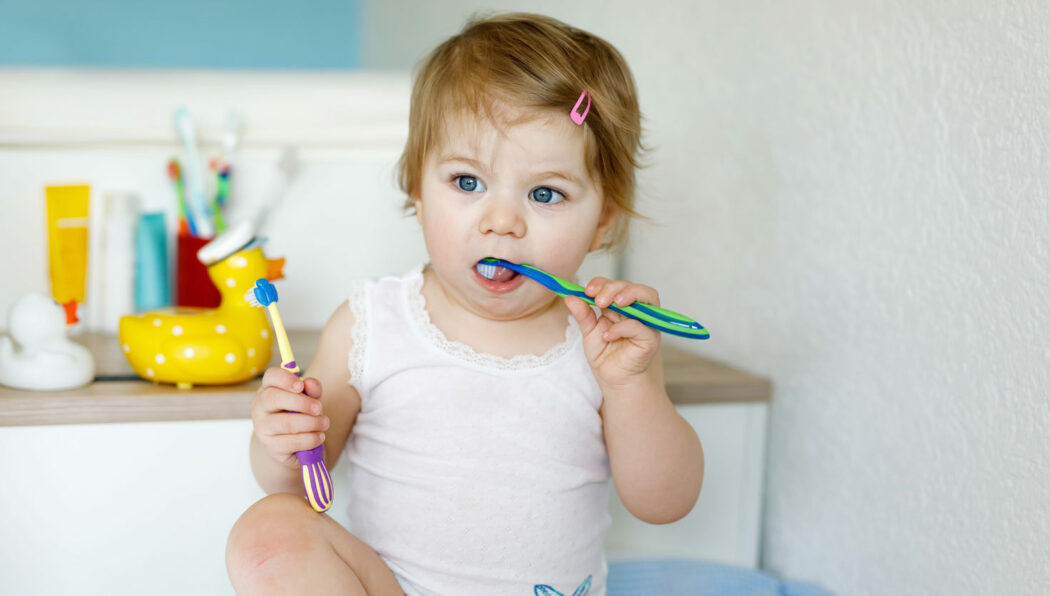 baby fluorid, fluor, d-fluoretten oder kinderzahnpasta, zahnpasta für babys ohne fluorid