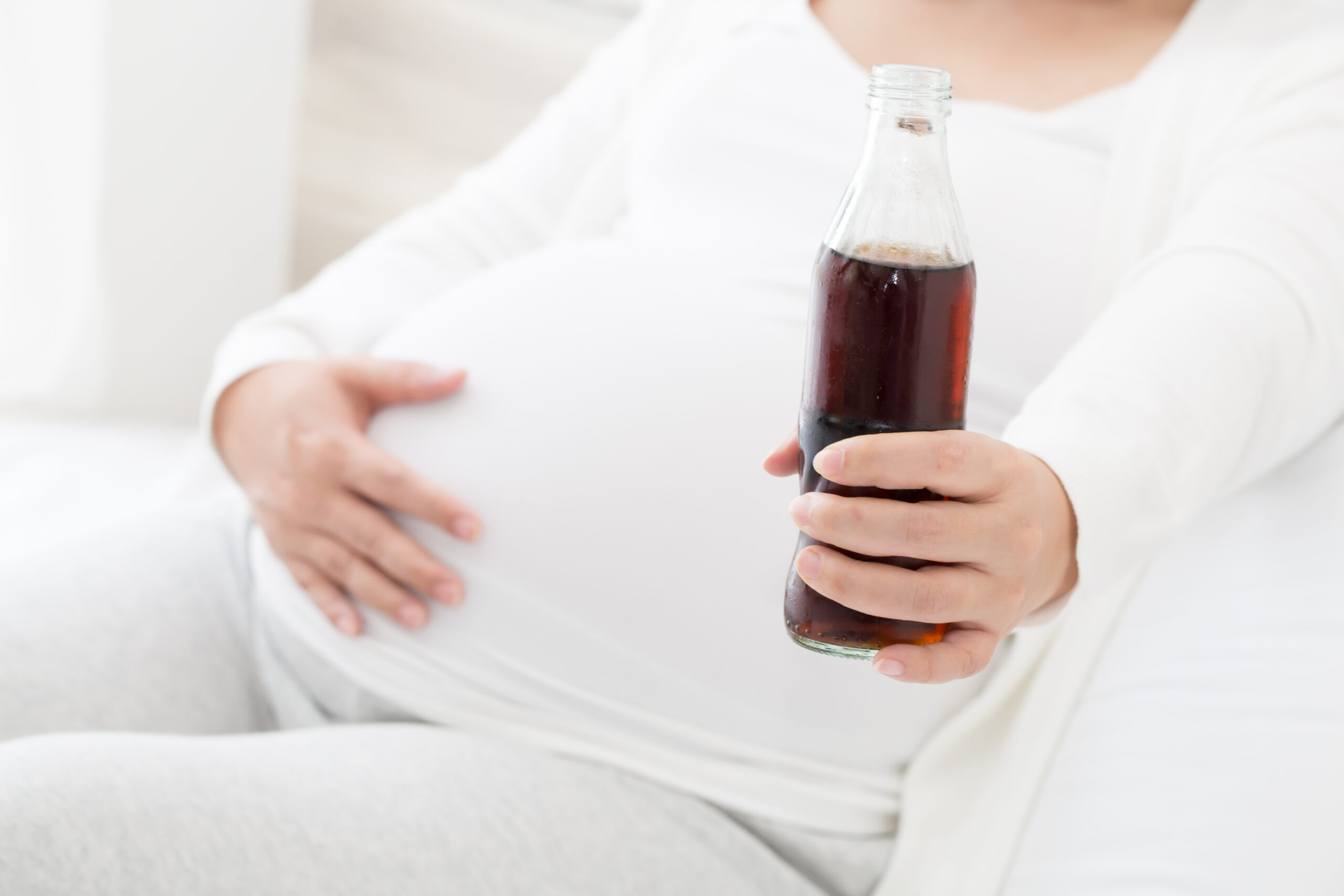 Cola In Der Schwangerschaft Warum Das Keine Gute Idee Ist