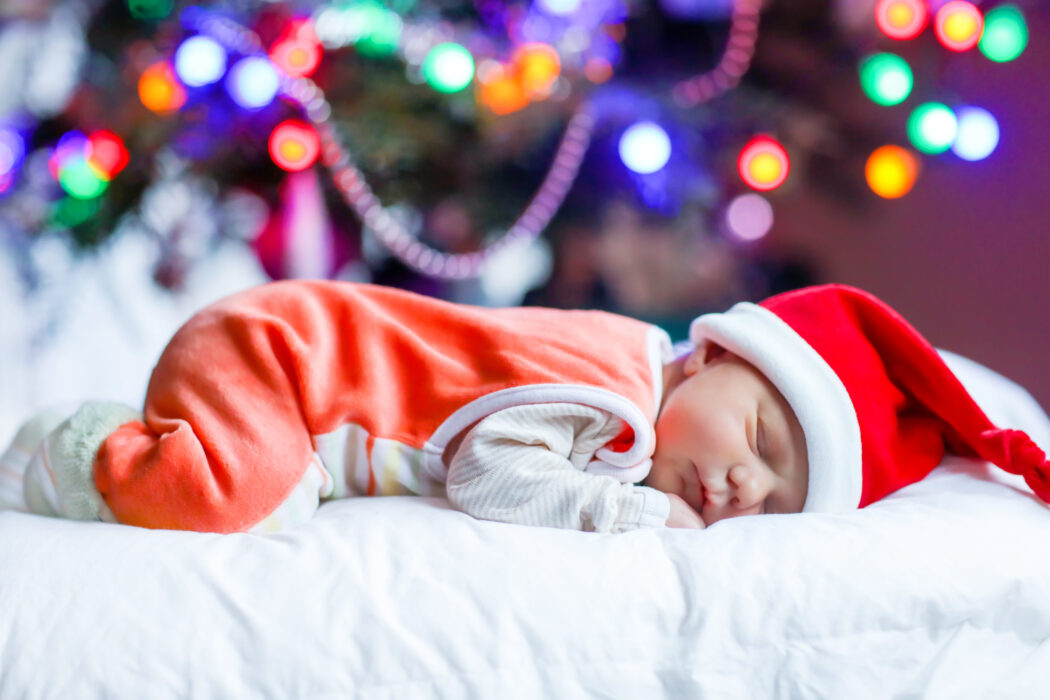 erstes weihnachten mit baby planen, weihnachten mit kleinkind, tipps, stress vermeiden feiertage