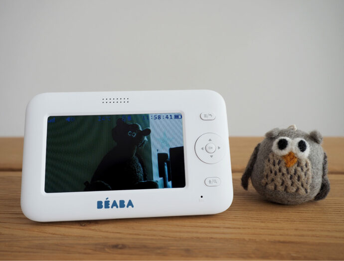 Bedienung von Beaba Babyphone-Monitor im Test
