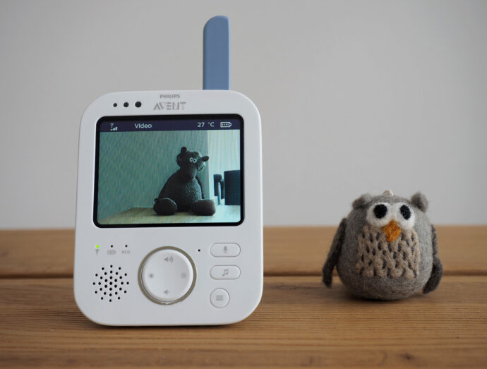 Bedienung von Philips Avent Babyphone-Monitor im Test