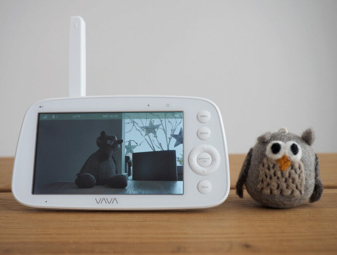 Bedienung von Vava Babyphone-Monitor im Test