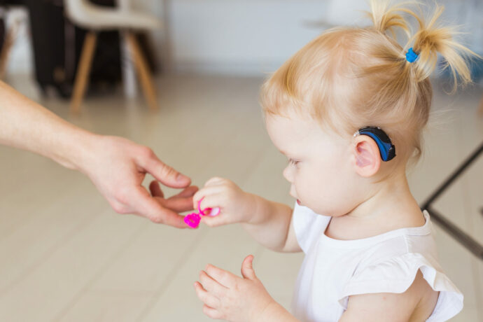 kleinkind mit hörgerät, spätfolgen für frühgeborene